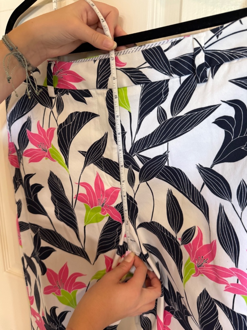 Lands End Pink White & Blue Tropical Midrise Straight leg Stretch Chinos 14T - Picture 4 of 6